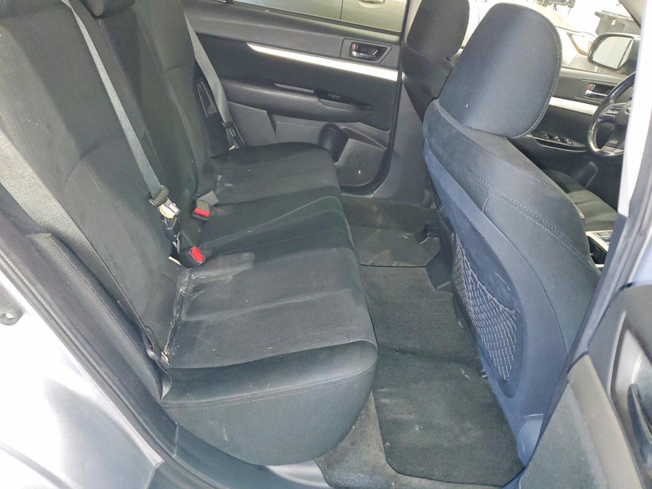 2013 Subaru Outback 2.5I Premium - zdjęcie 12
