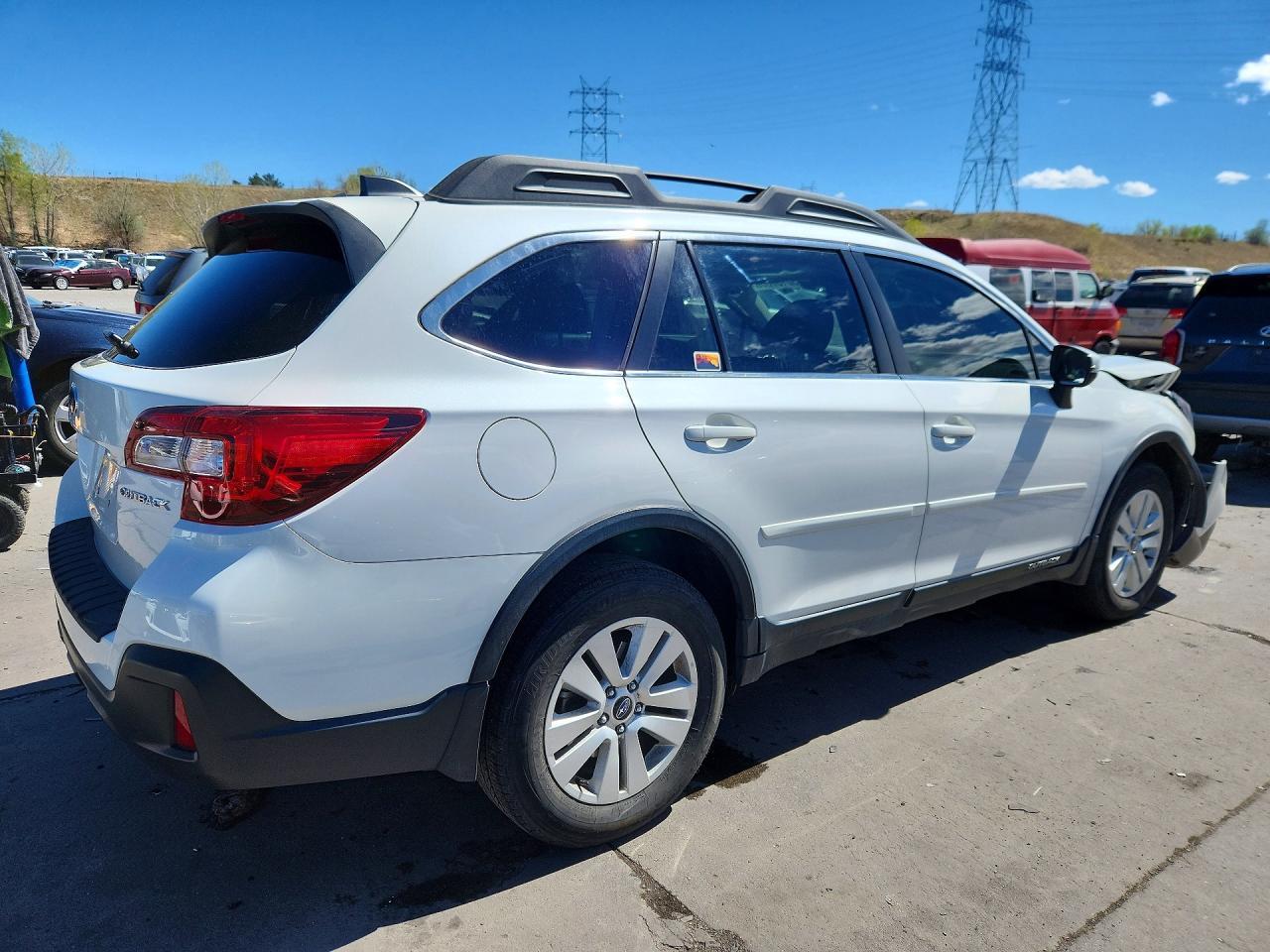 2019 Subaru Outback 2.5I Premium - zdjęcie 3