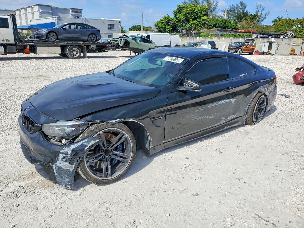 2018 BMW M4 - zdjęcie główne