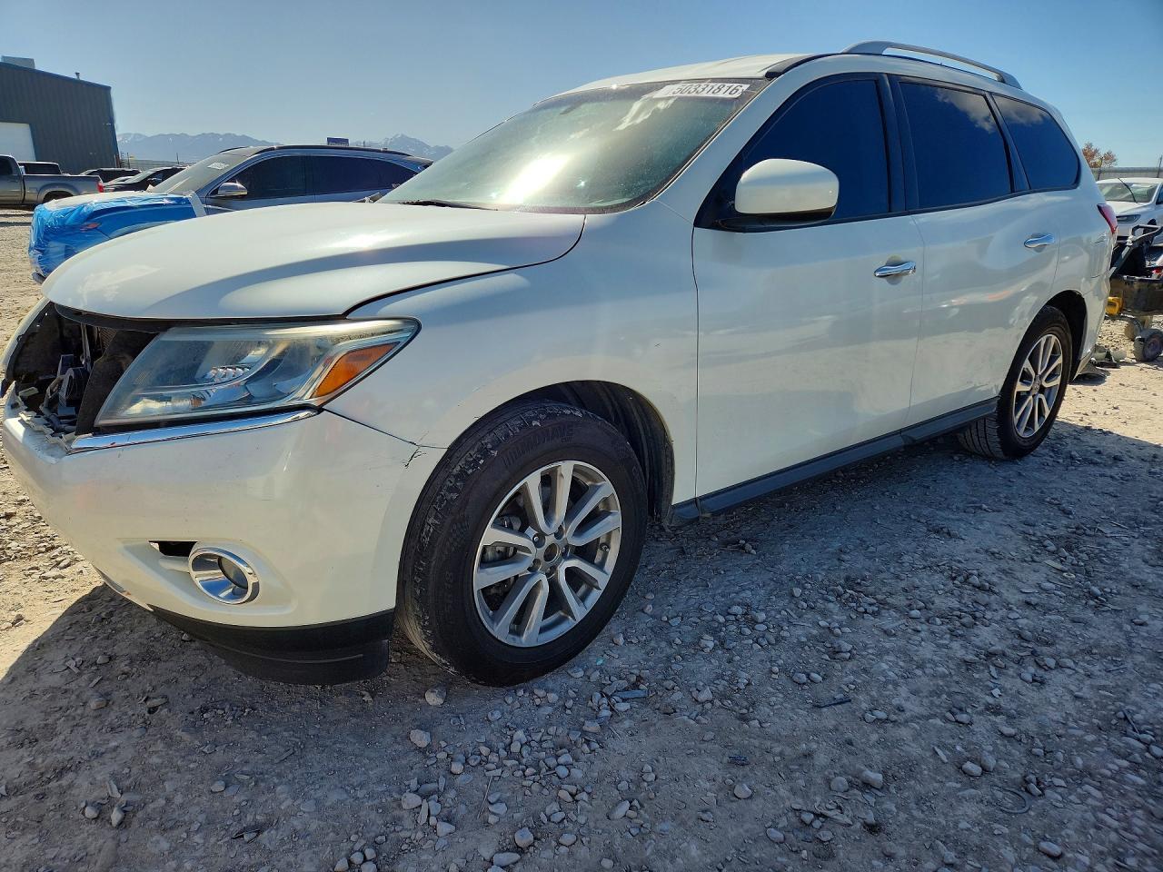 2015 Nissan Pathfinder Sv - zdjęcie główne