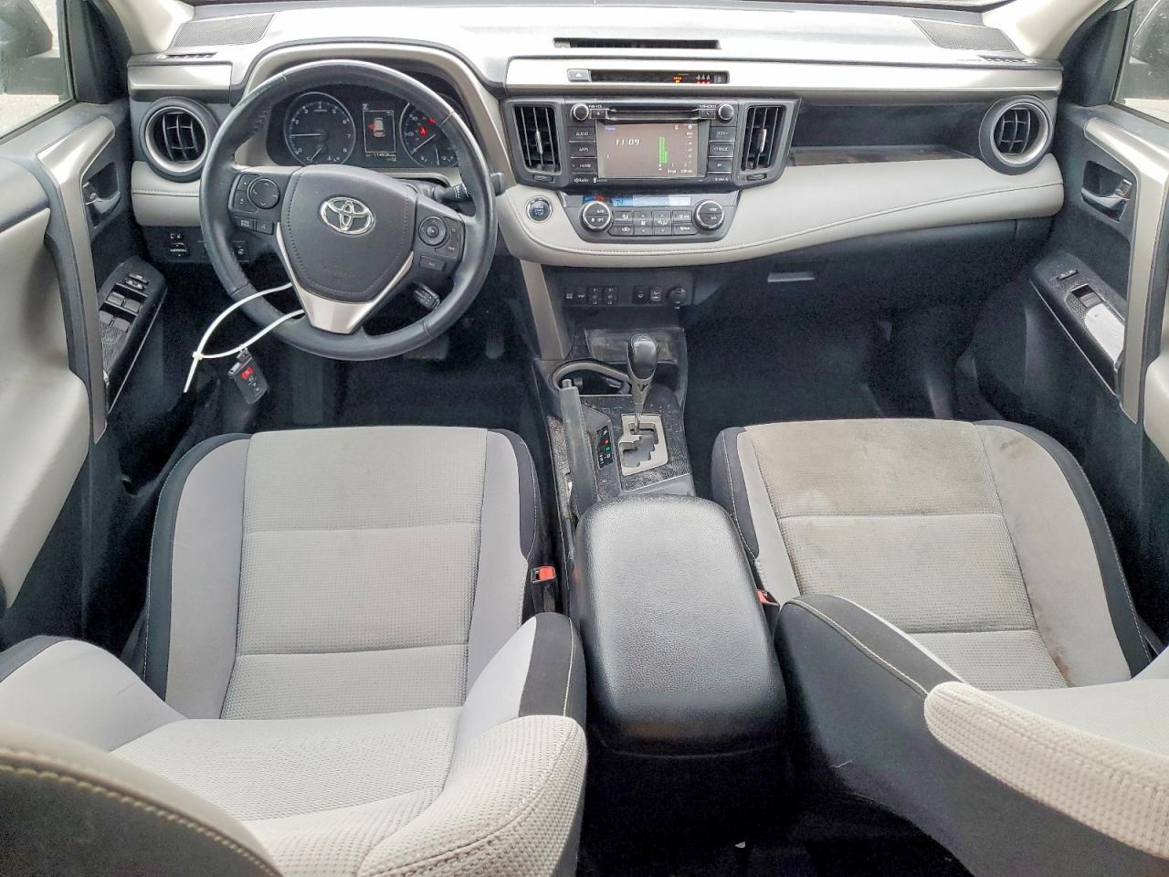 2018 Toyota Rav4 Adventure - zdjęcie 8