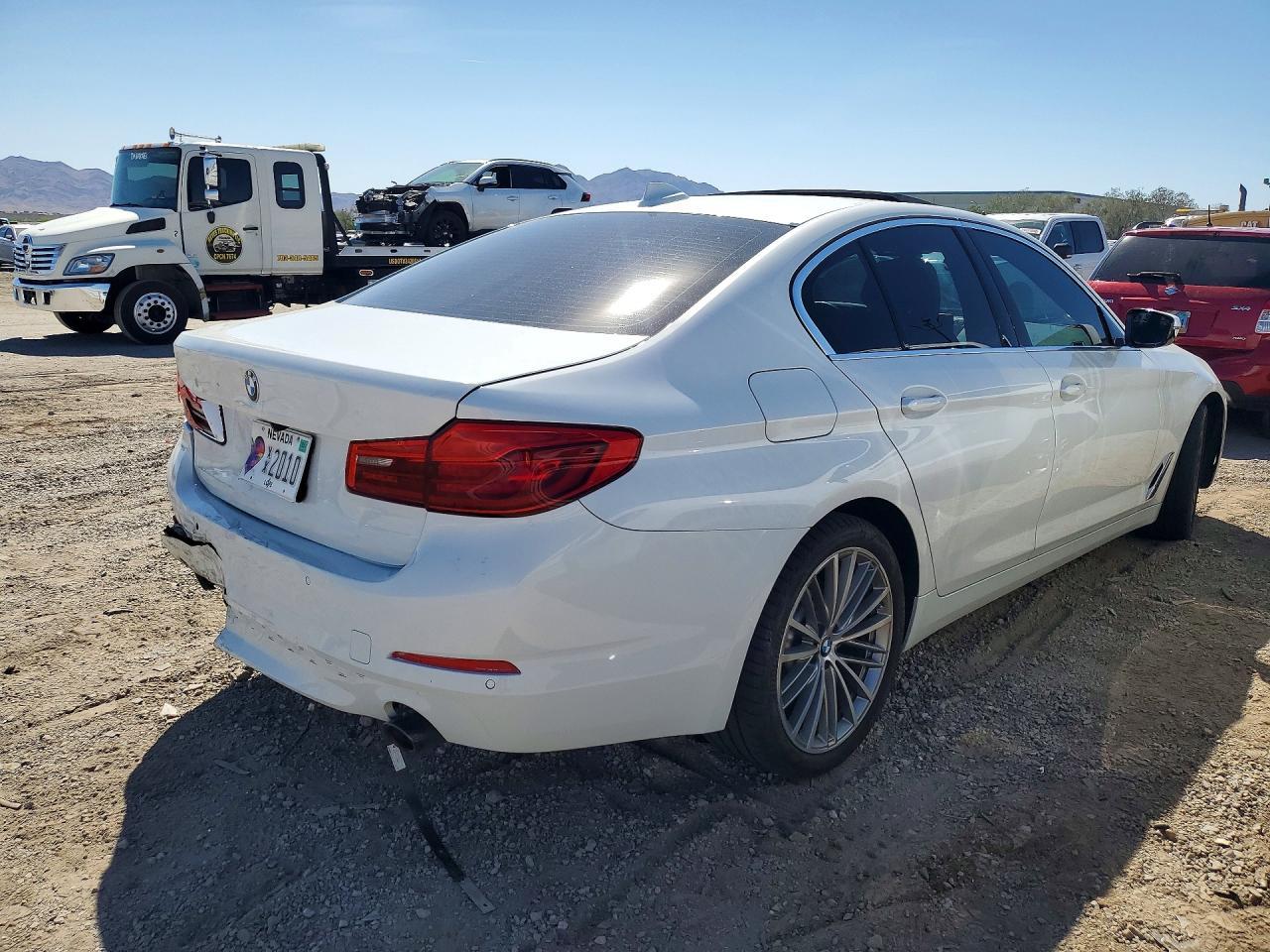 2019 BMW 530 I - zdjęcie 3