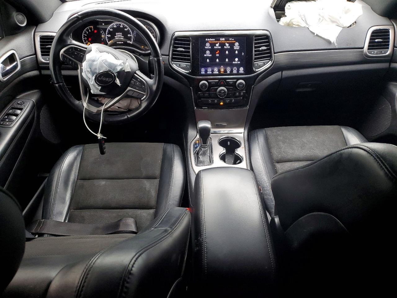 2019 Jeep Grand Cherokee Laredo - zdjęcie 8