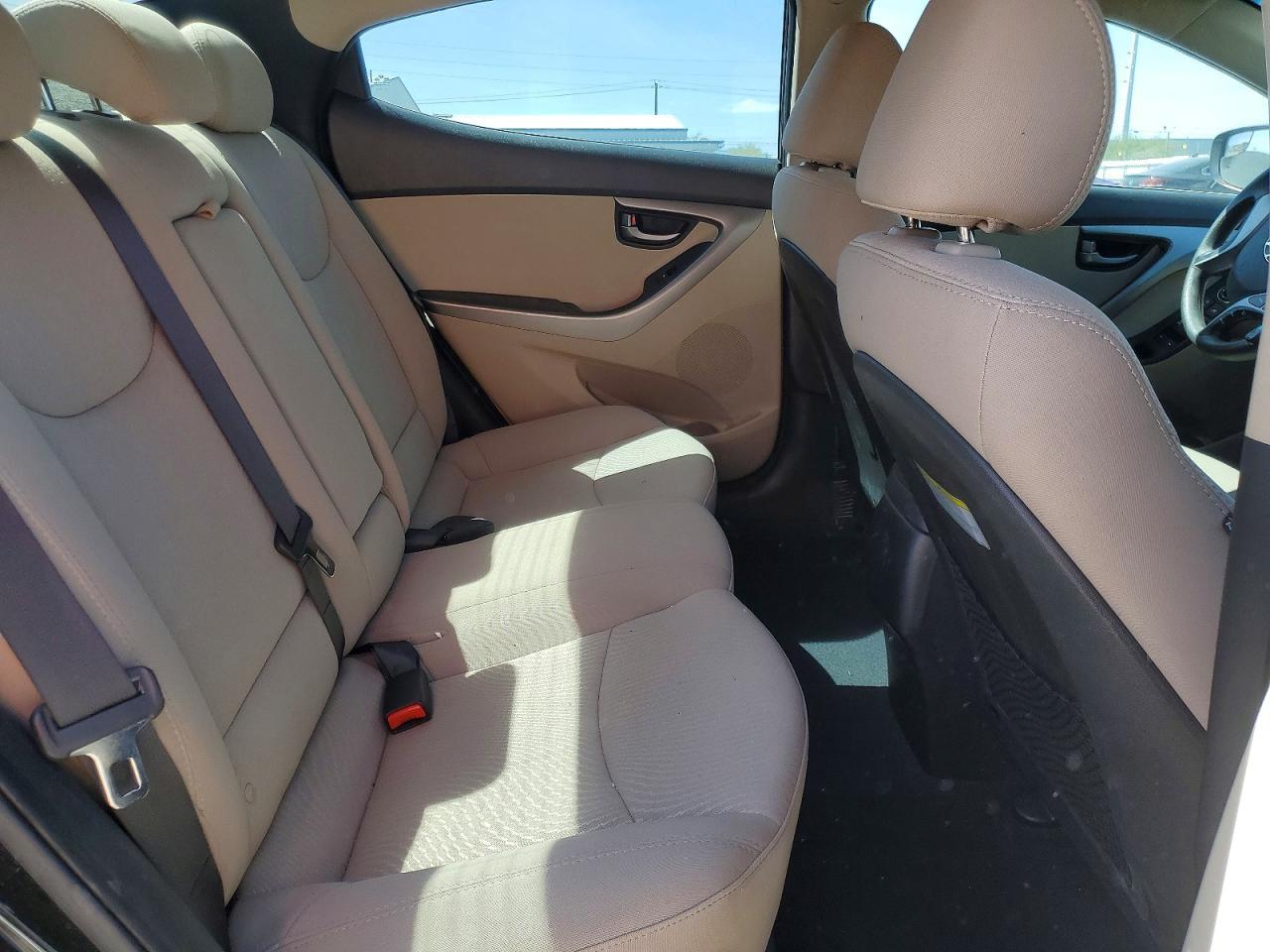 2015 Hyundai Elantra Se - zdjęcie 10