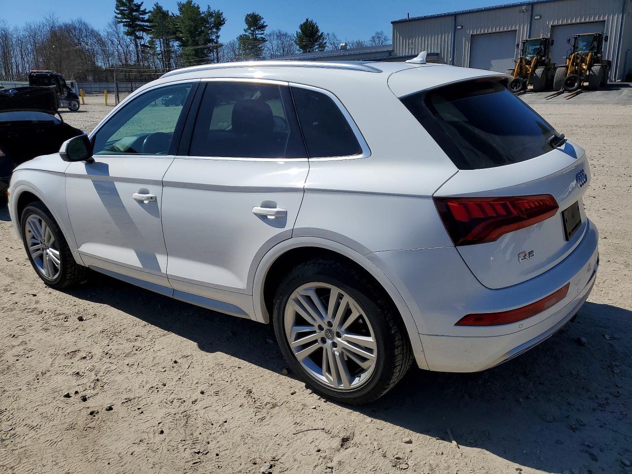 2019 Audi Q5 Premium Plus - zdjęcie 2