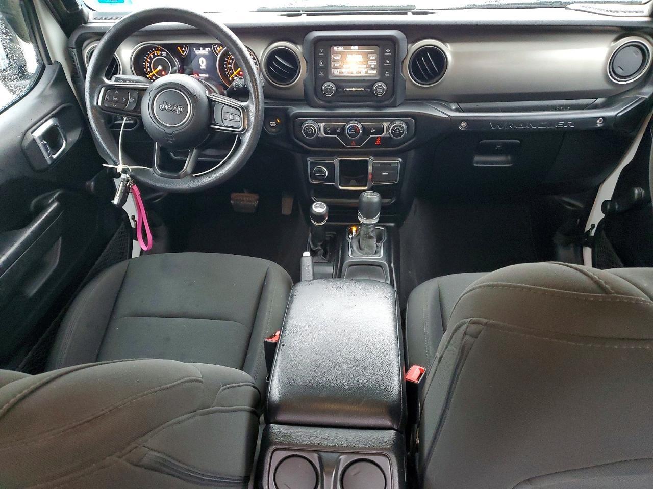 2020 Jeep Wrangler Sport - zdjęcie 8
