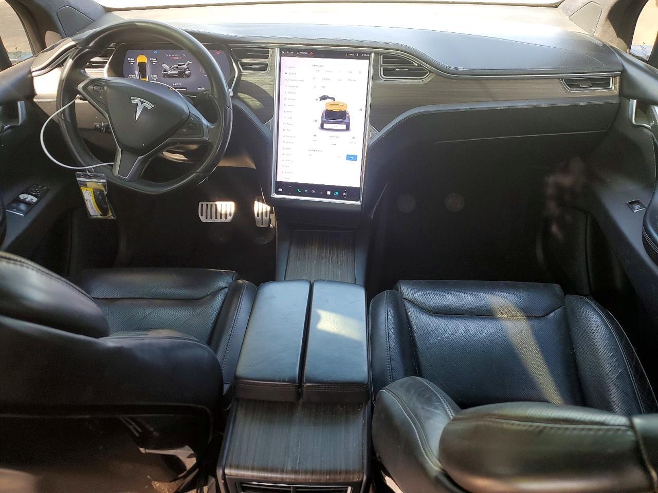 2016 Tesla Model X - zdjęcie 8