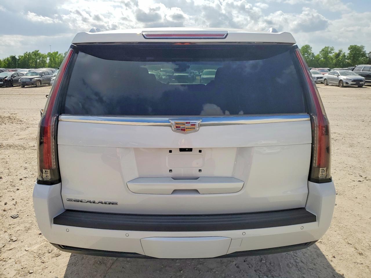 2019 Cadillac Escalade Premium Luxury - zdjęcie 6