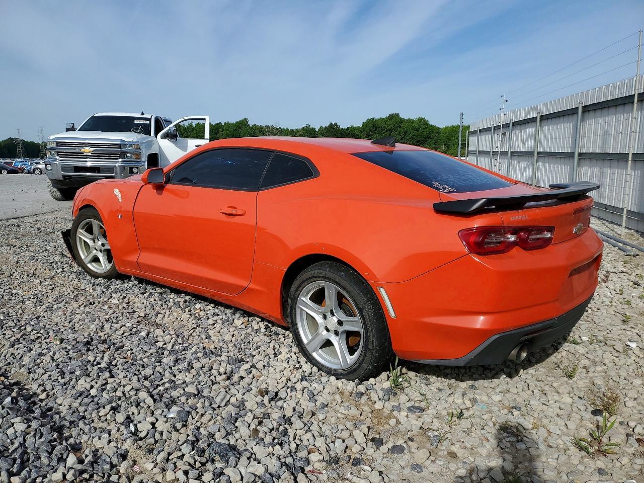 2019 Chevrolet Camaro Ls - zdjęcie 2