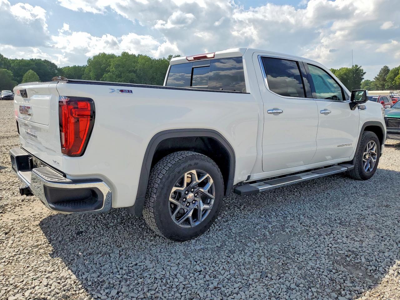2026 GMC Sierra K1500 Slt - zdjęcie 3