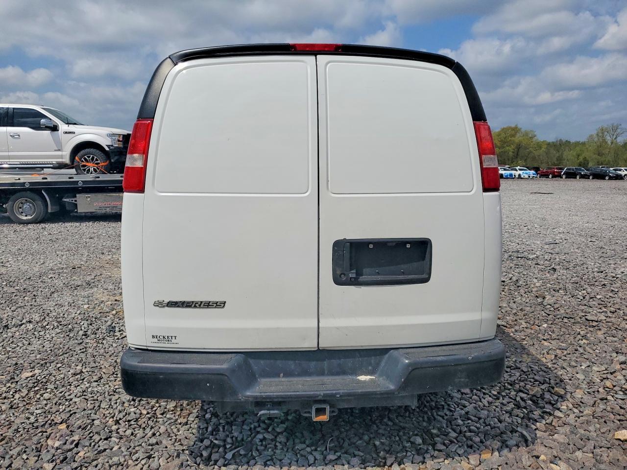 2017 Chevrolet Express G3500 - zdjęcie 6