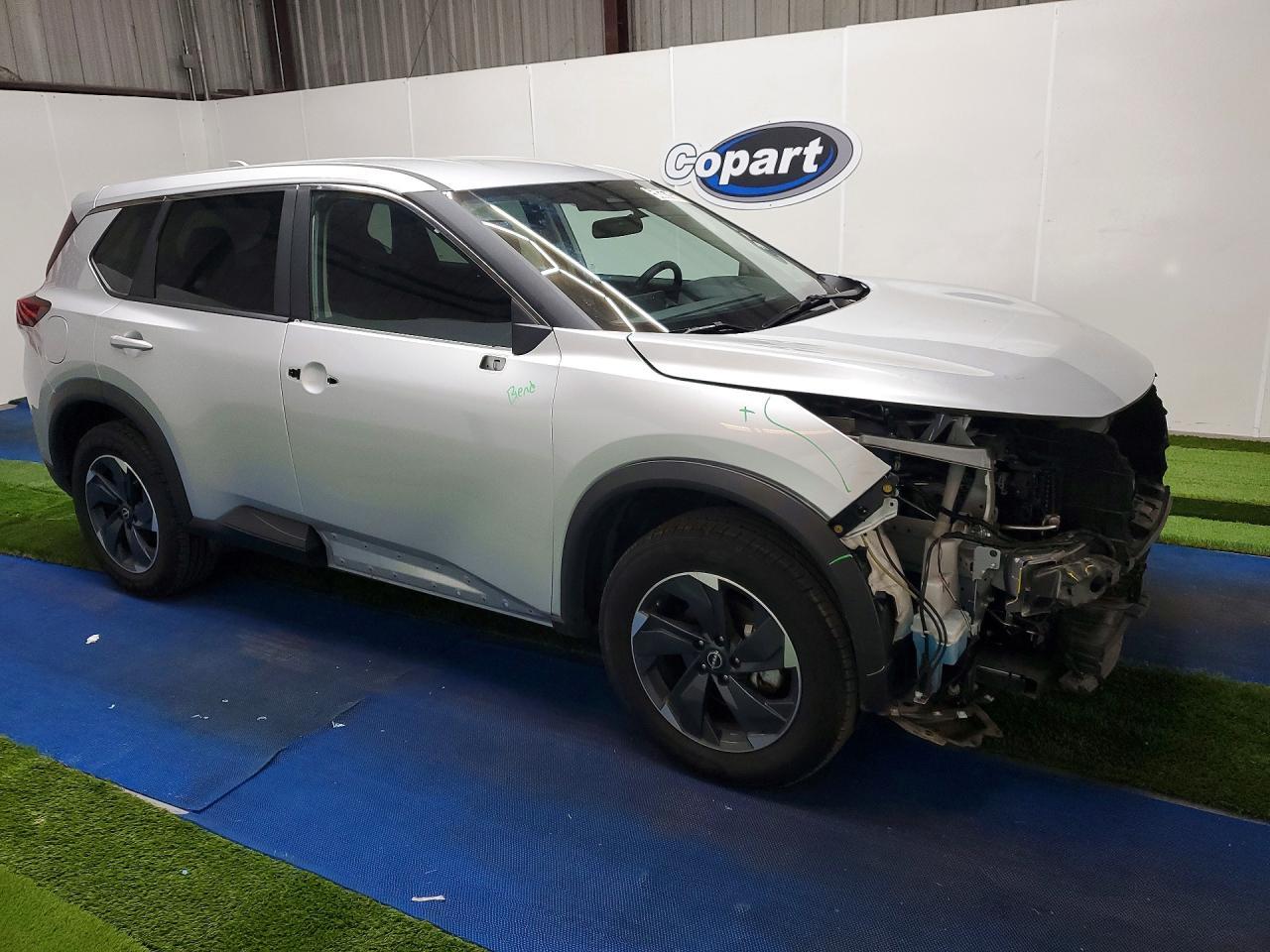 2025 Nissan Rogue Sv - zdjęcie 4