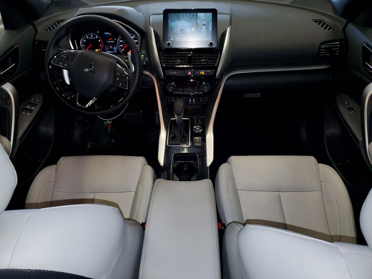 2024 Mitsubishi Eclipse Cross Se - zdjęcie 8