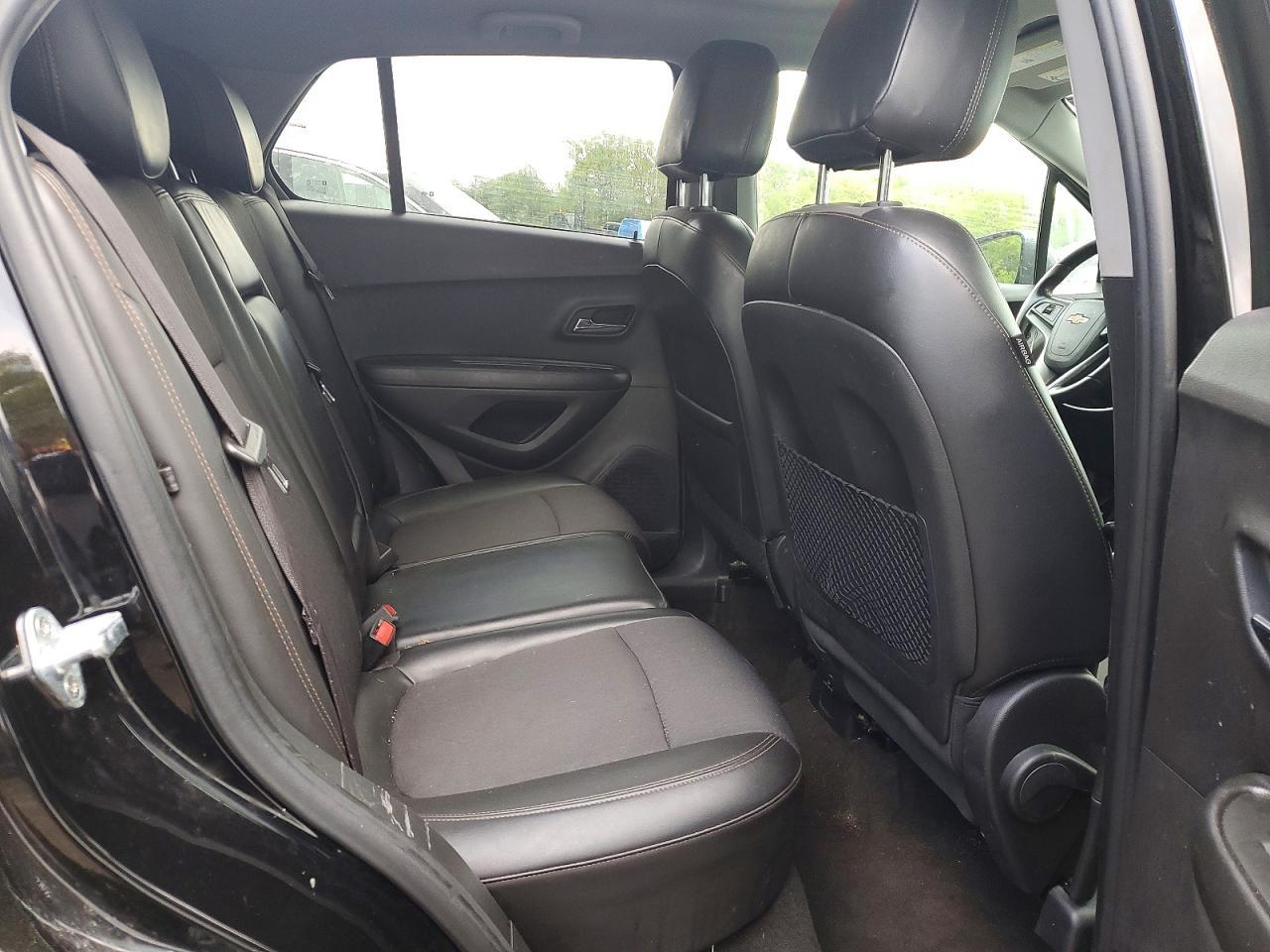 2022 Chevrolet Trax 1Lt - zdjęcie 10
