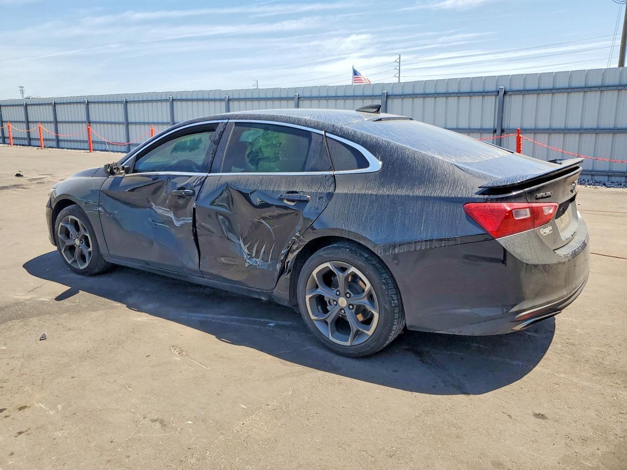 2019 Chevrolet Malibu Rs - zdjęcie 2