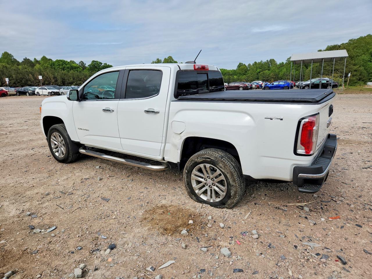 2018 GMC Canyon - zdjęcie 2