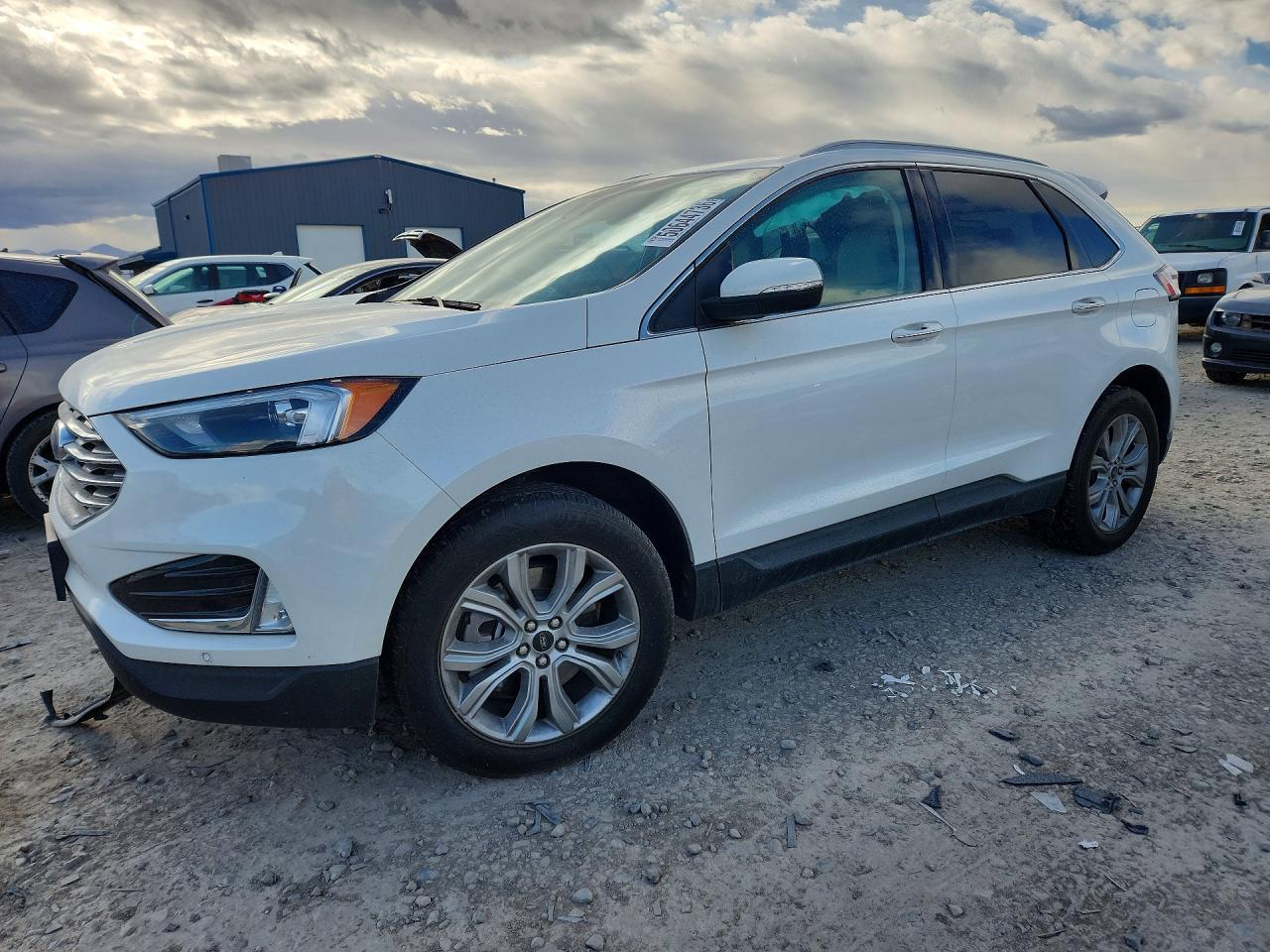 2024 Ford Edge Titanium - zdjęcie główne