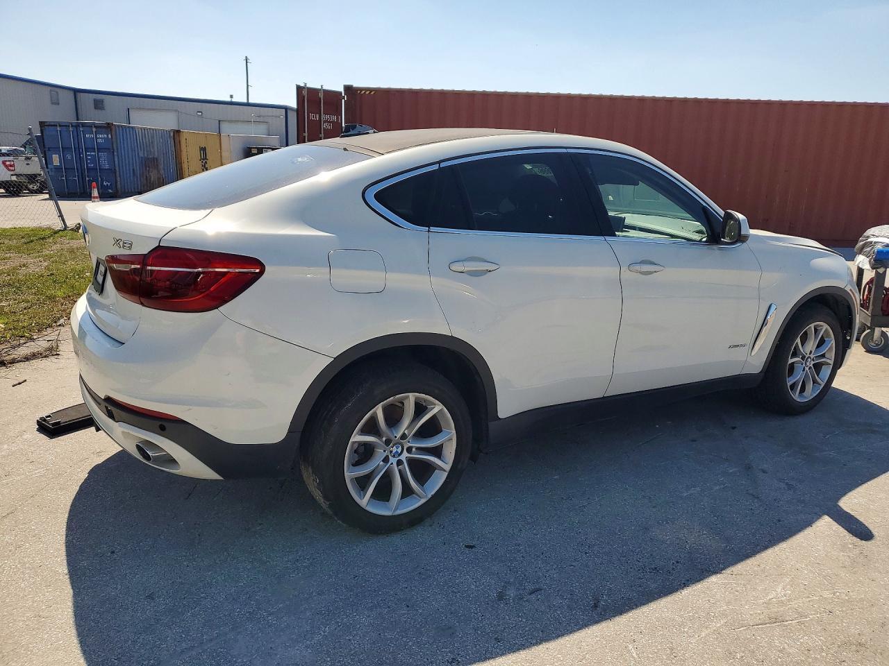 2016 BMW X6 xDrive35I - zdjęcie 3
