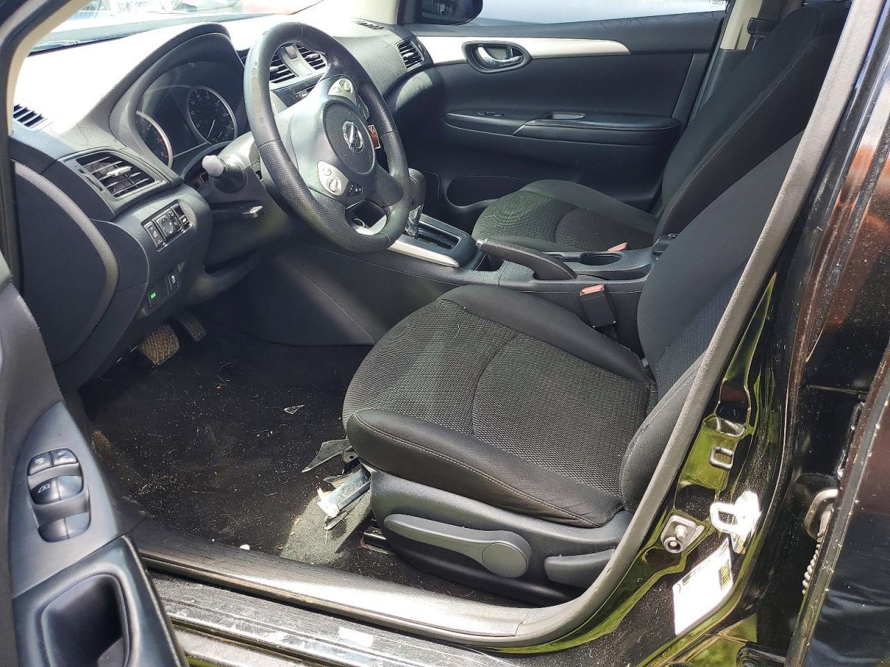 2019 Nissan Sentra S - zdjęcie 7