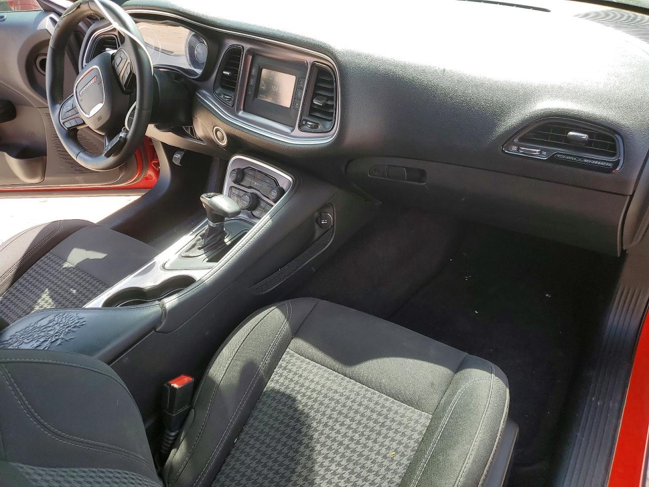 2015 Dodge Challenger Sxt - zdjęcie 8
