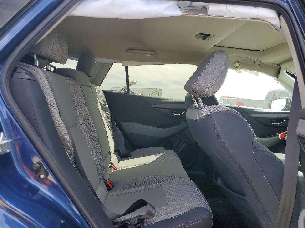 2021 Subaru Outback Premium - zdjęcie 11