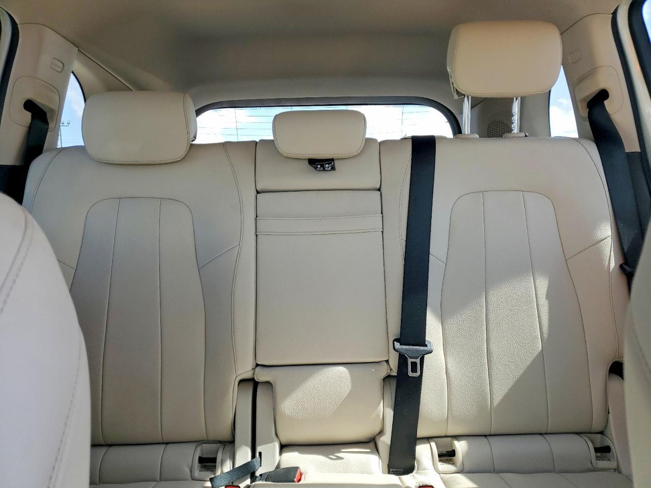 2020 Mercedes-Benz Glb 250 - zdjęcie 10