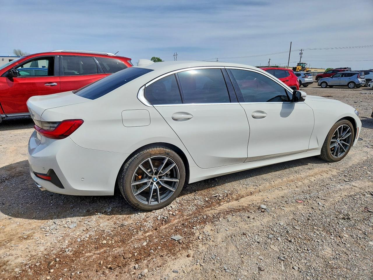 2020 BMW 330I - zdjęcie 3