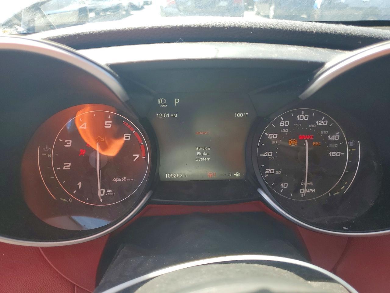 2019 Alfa Romeo Giulia - zdjęcie 9