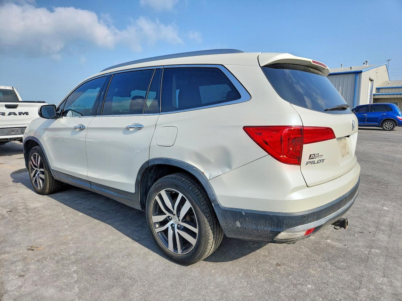 2016 Honda Pilot Touring - zdjęcie 2