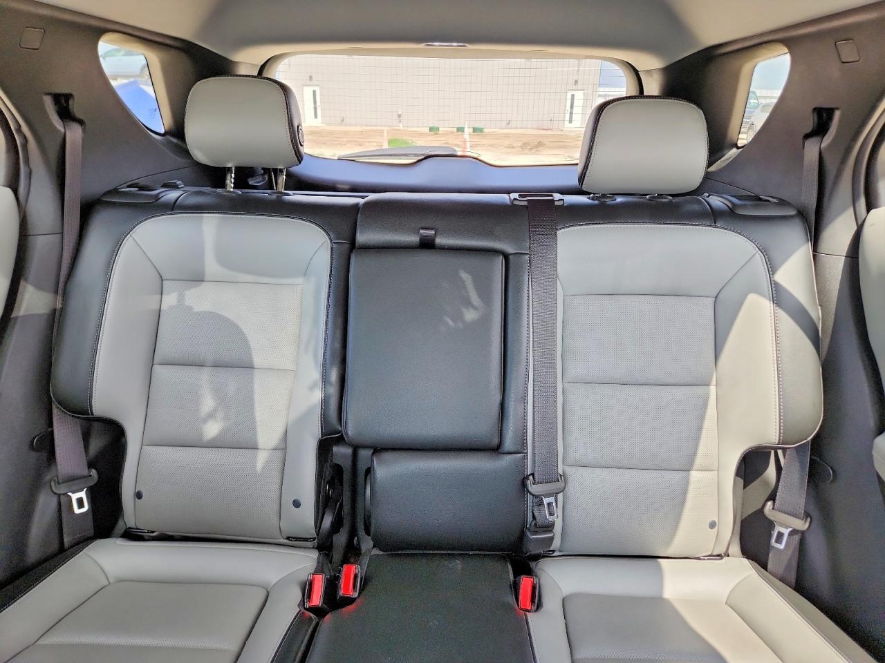 2019 Chevrolet Equinox Premier - zdjęcie 10