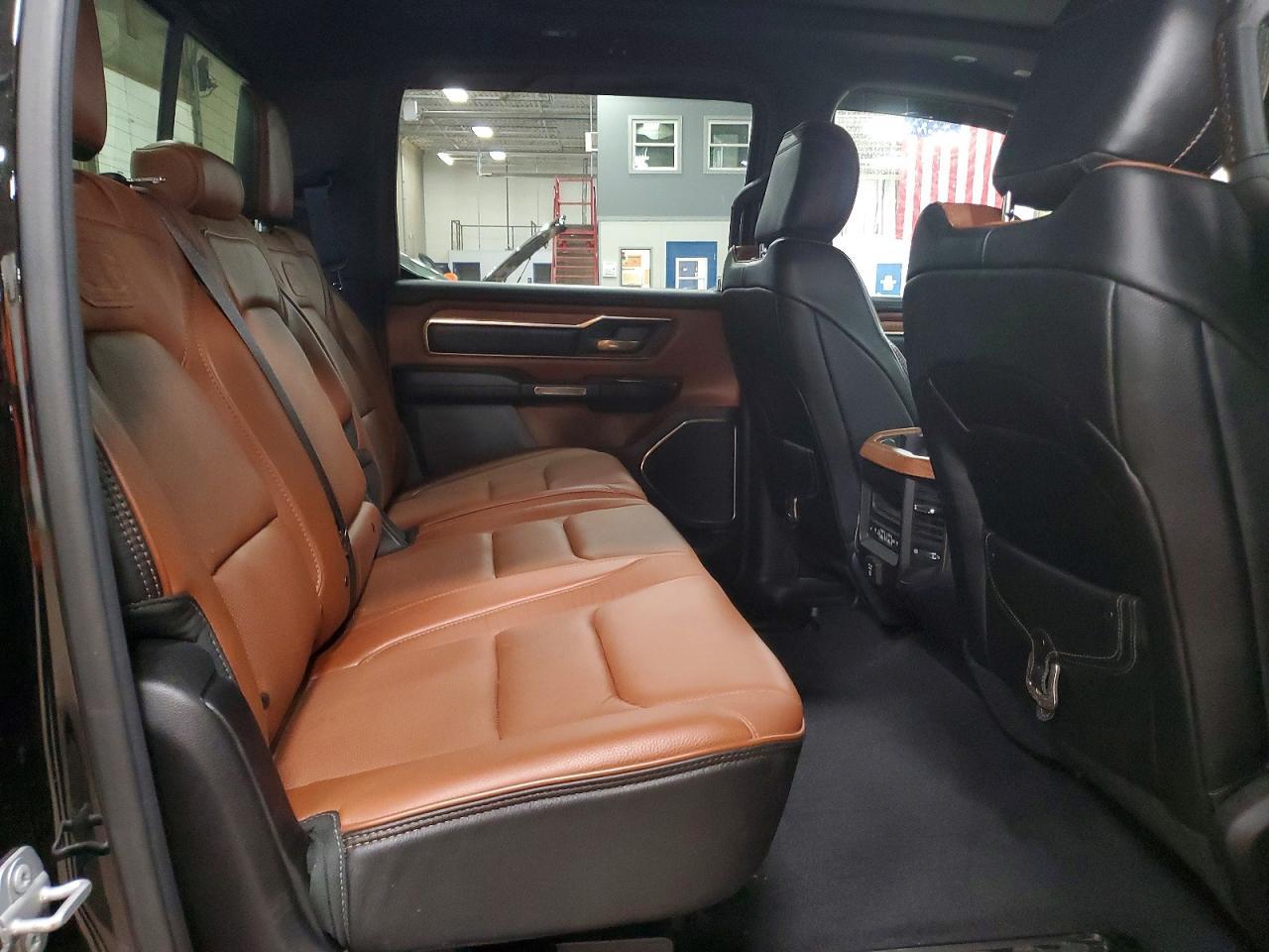 2019 Ram 1500 Longhorn - zdjęcie 10