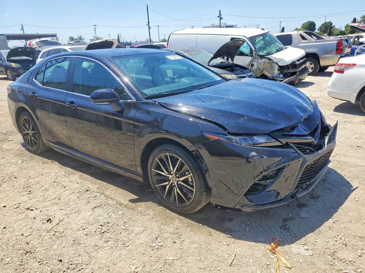 2024 Toyota Camry Se - zdjęcie 4