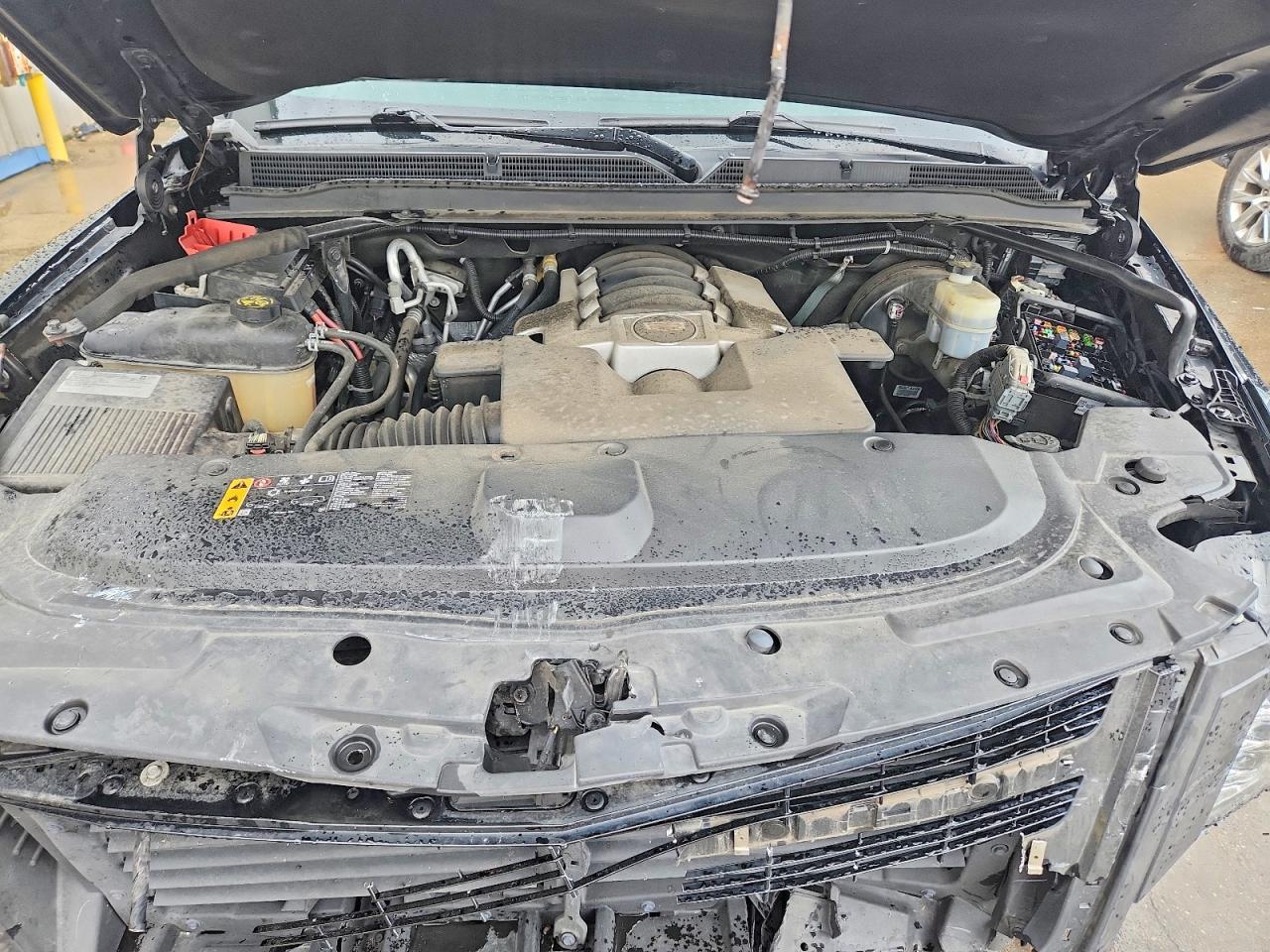 2020 Cadillac Escalade Luxury - zdjęcie 12