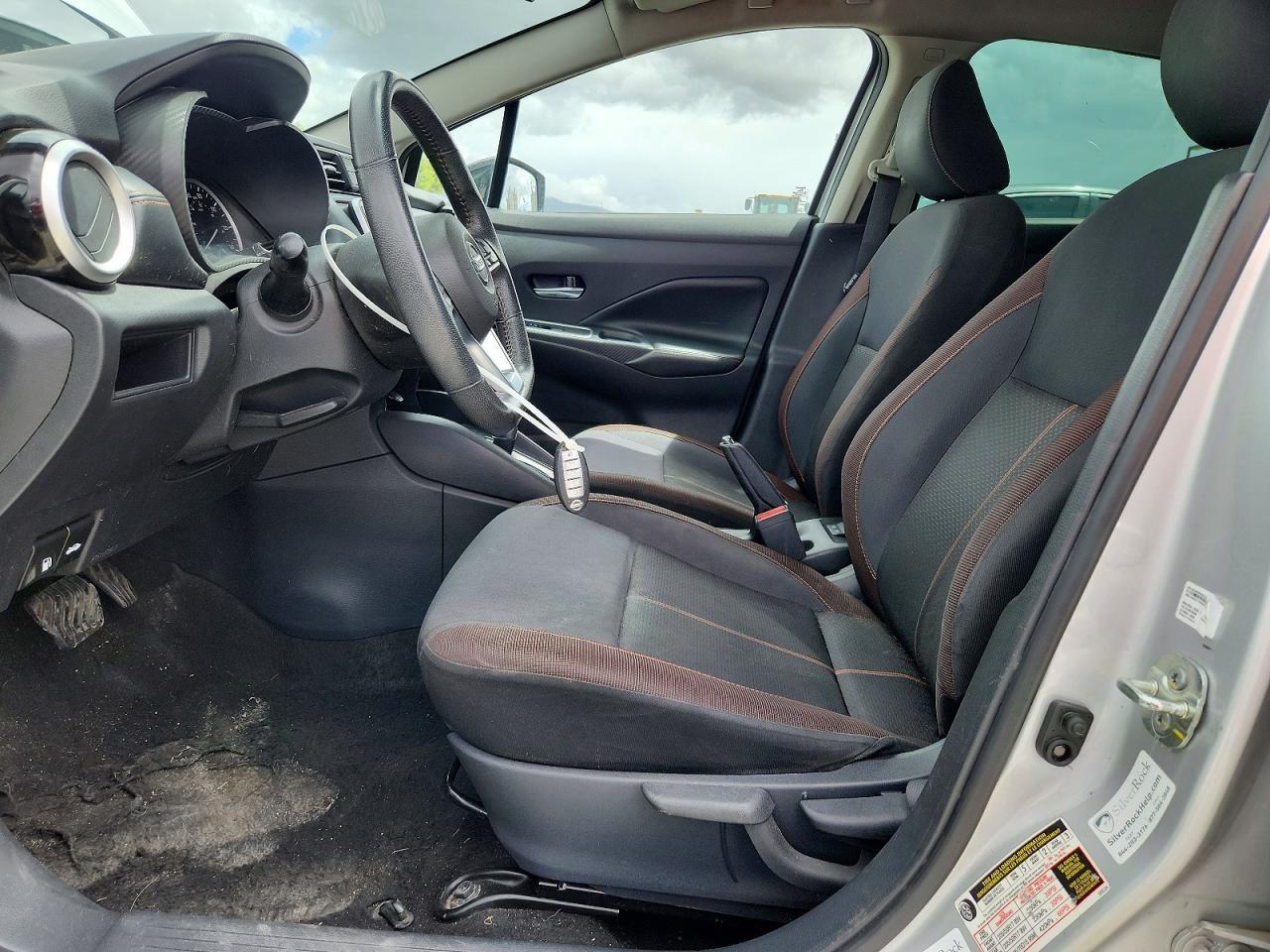2020 Nissan Versa Sr - zdjęcie 7