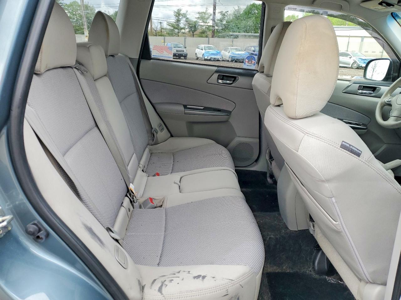 2013 Subaru Forester 2.5X Premium - zdjęcie 11