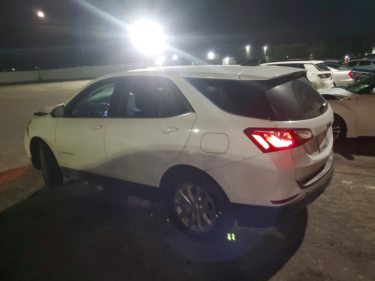 2020 Chevrolet Equinox Lt - zdjęcie 2