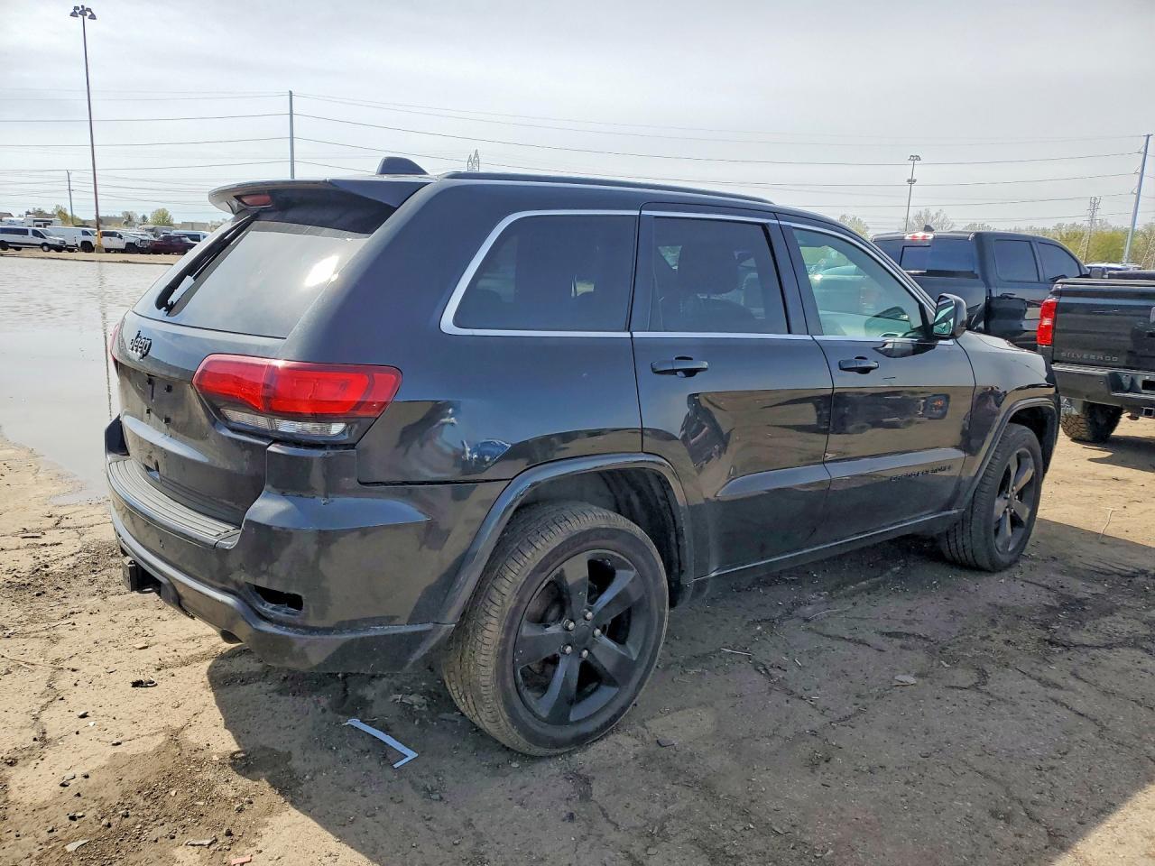 2015 Jeep Grand Cherokee Laredo - zdjęcie 3