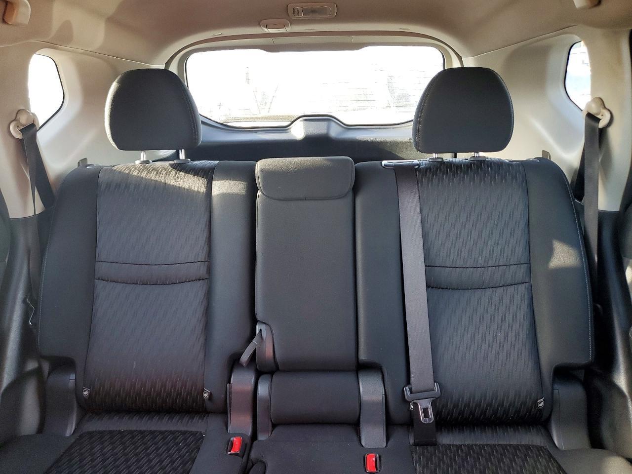 2017 Nissan Rogue S - zdjęcie 10