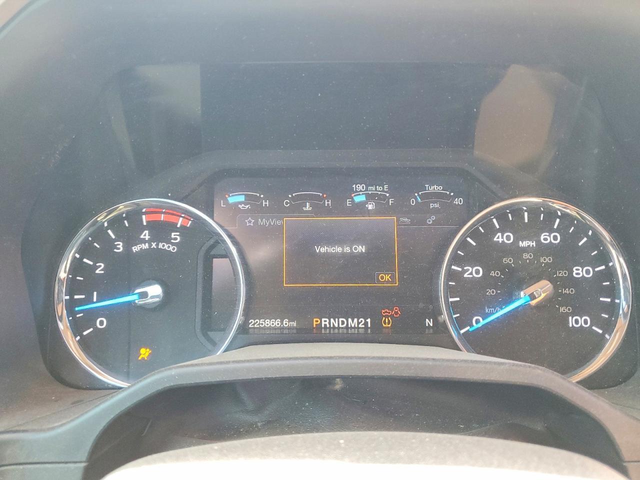 2017 Ford F250 Super Duty - zdjęcie 9