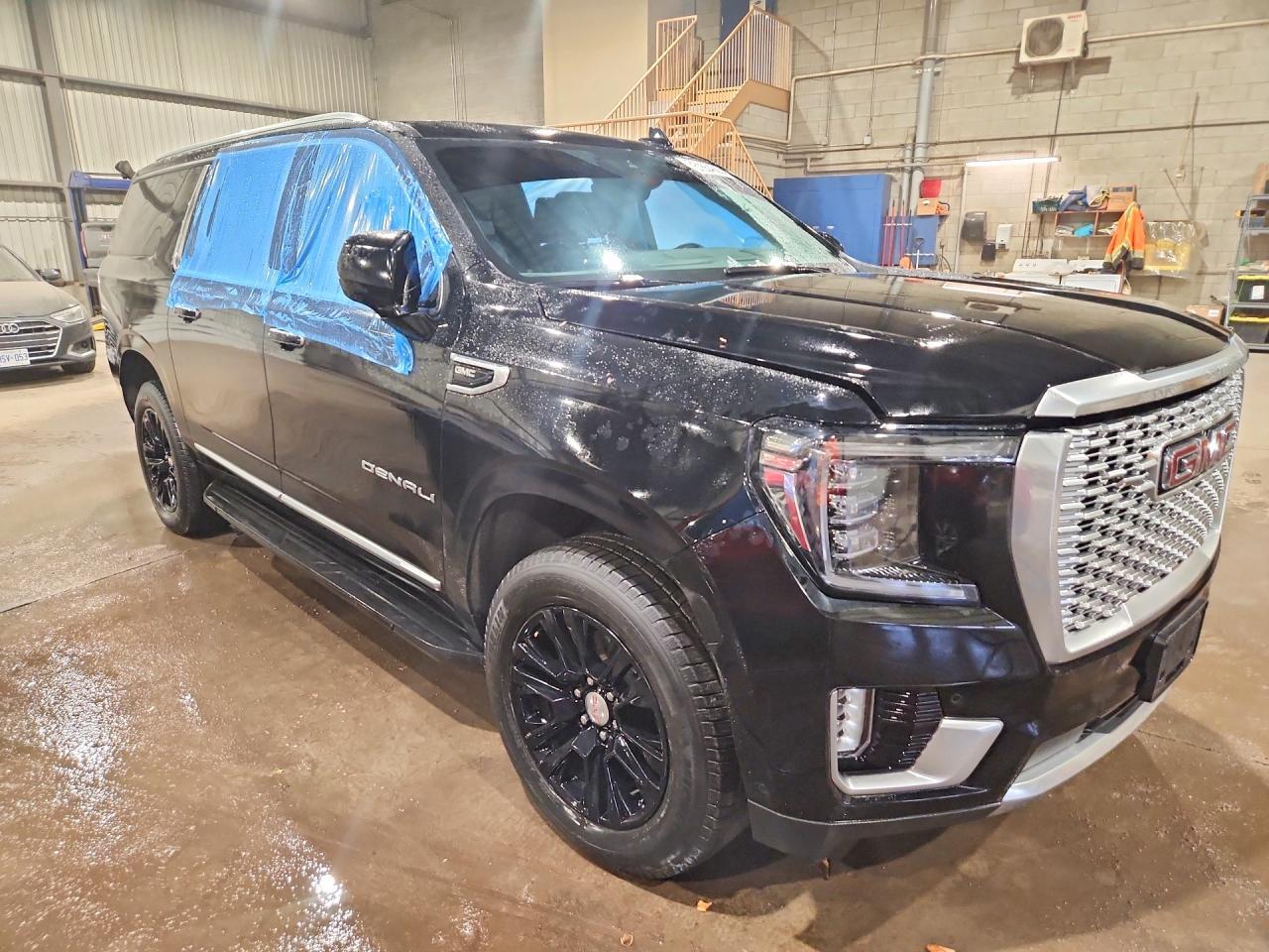 2023 GMC Yukon Xl Denali - zdjęcie 4