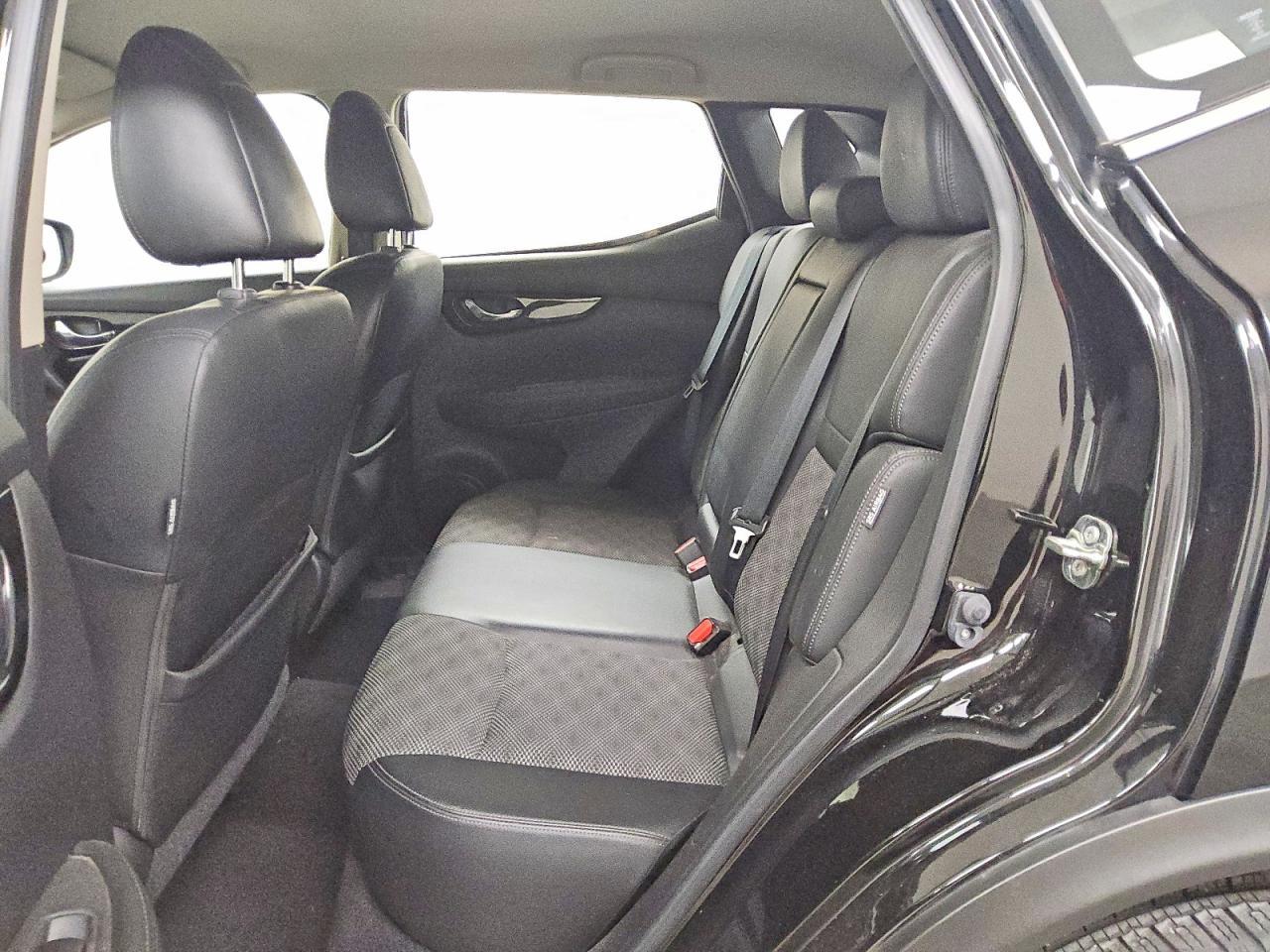 2022 Nissan Rogue Sport Sv - zdjęcie 11