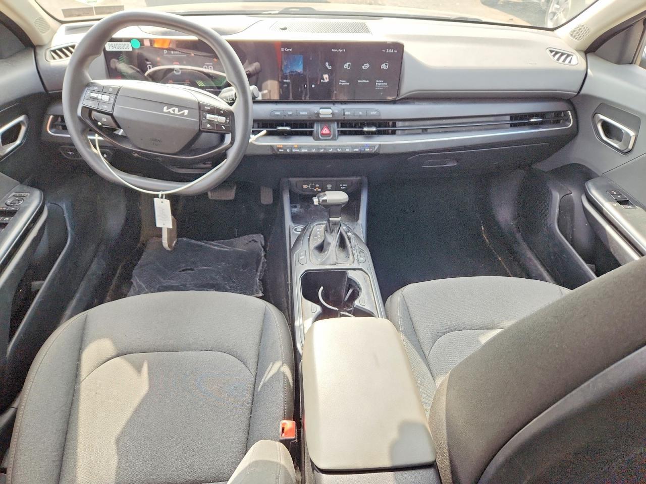 2025 Kia K4 Lxs - zdjęcie 8