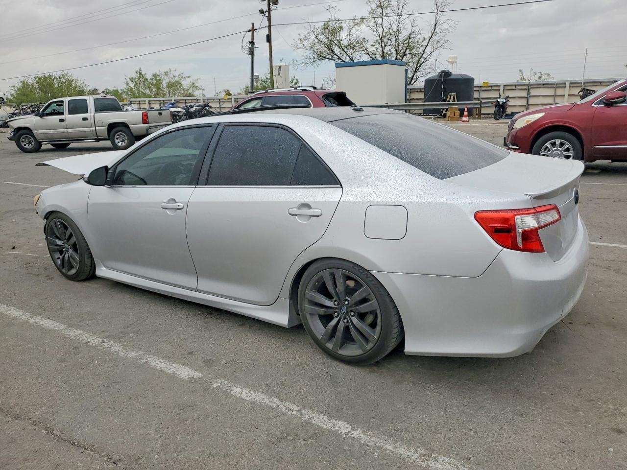 2013 Toyota Camry Se V6 - zdjęcie 2
