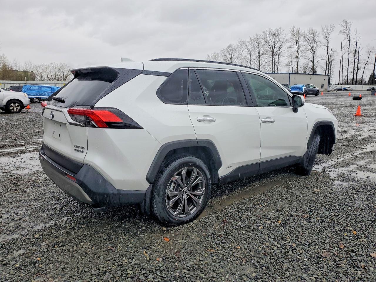 Toyota RAV 4 - zdjęcie 3