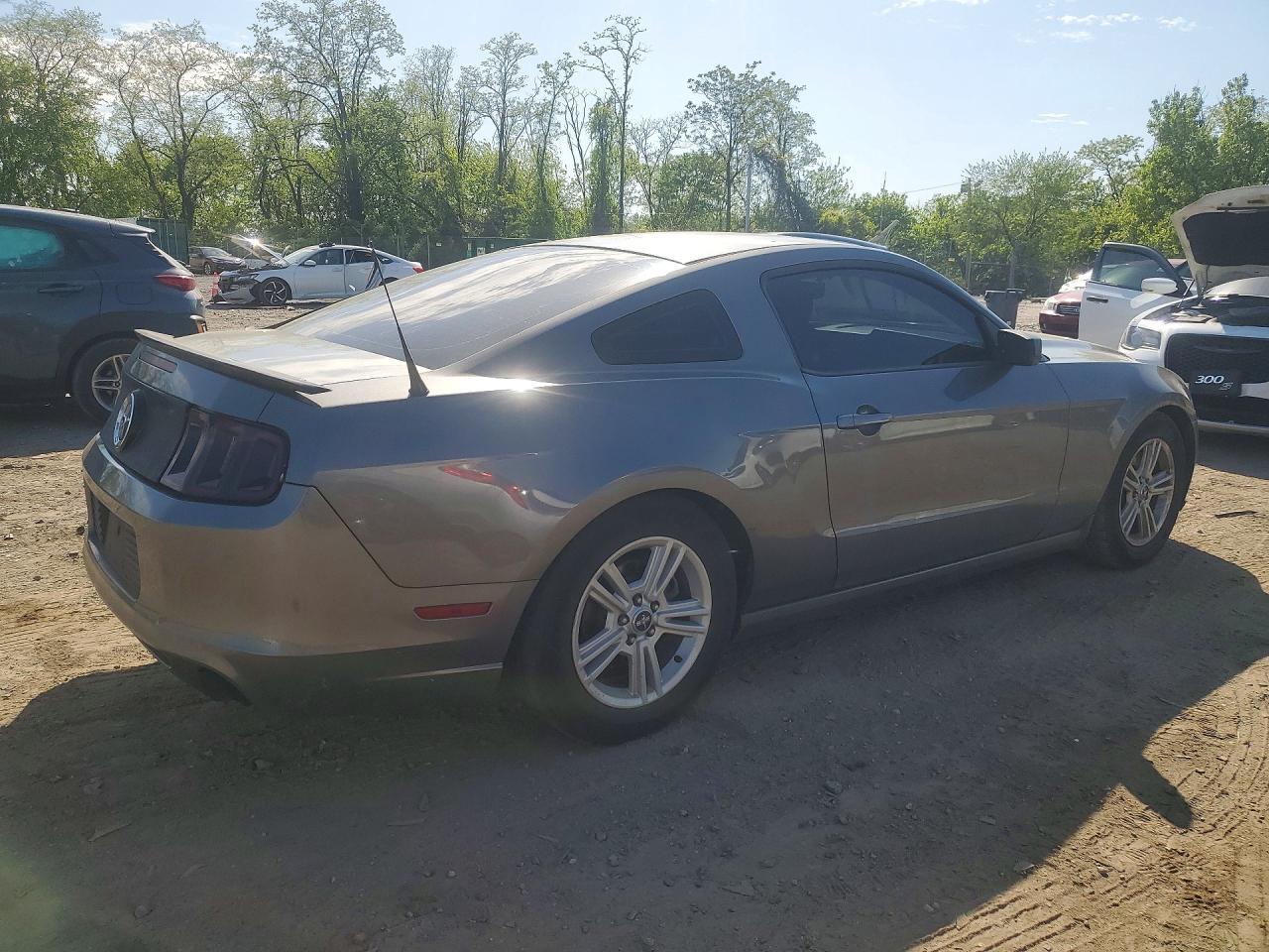2013 Ford Mustang - zdjęcie 3