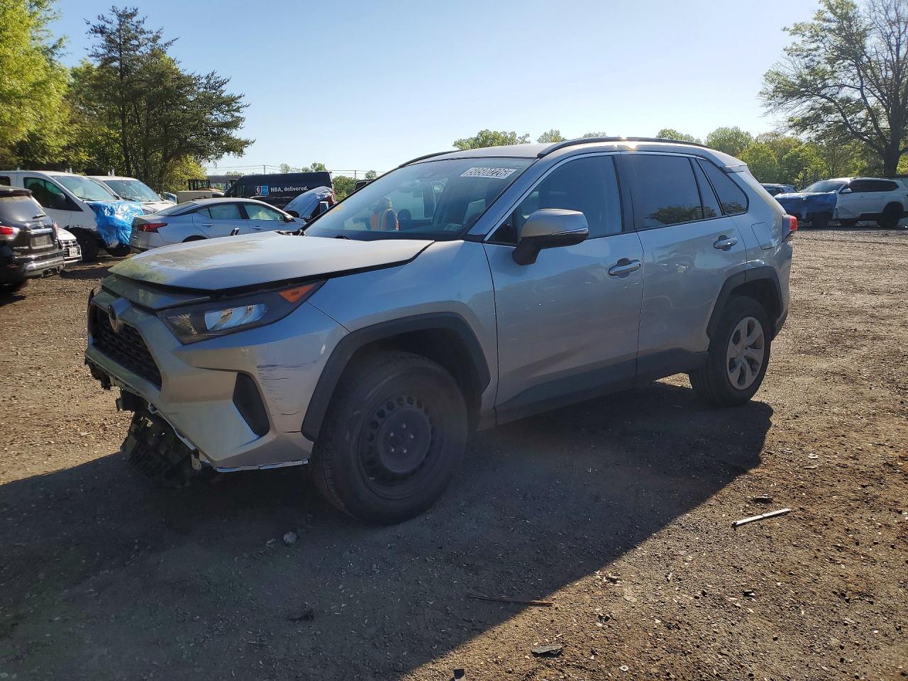 2021 Toyota Rav4 Le - zdjęcie główne