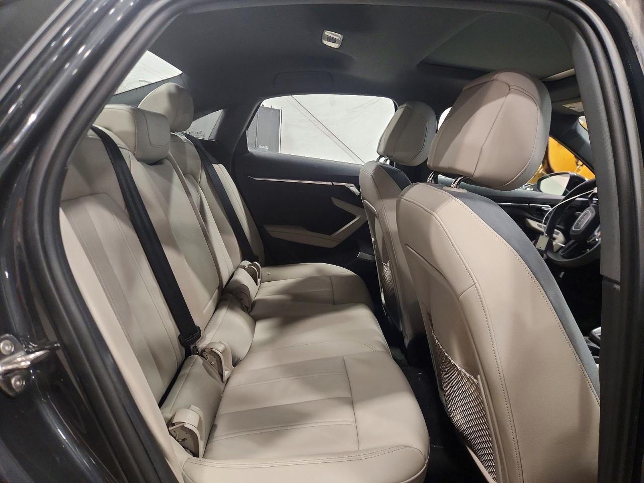 2023 Audi A3 Premium Plus - zdjęcie 10