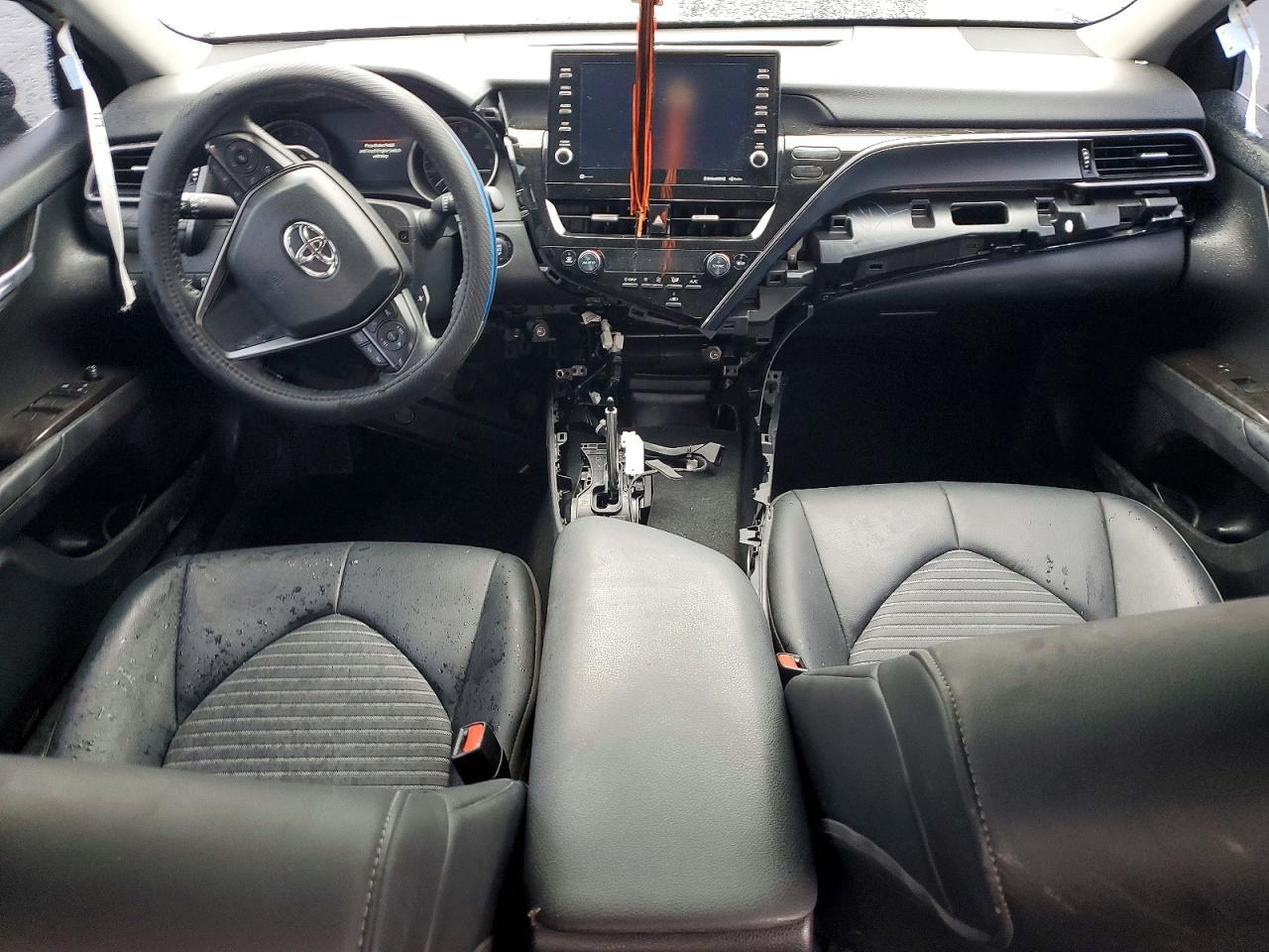 2024 Toyota Camry Se - zdjęcie 8