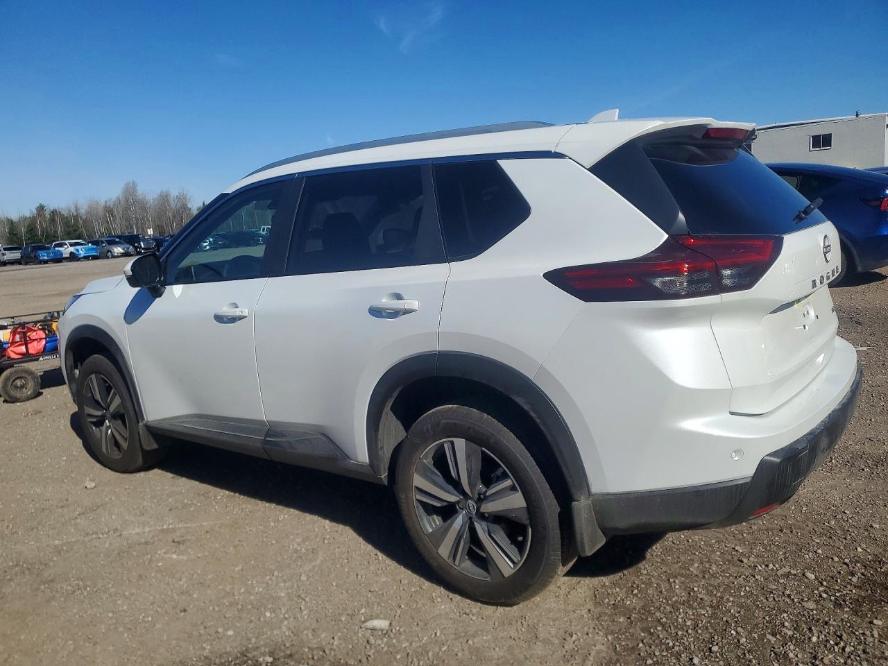 2026 Nissan Rogue Sv - zdjęcie 2