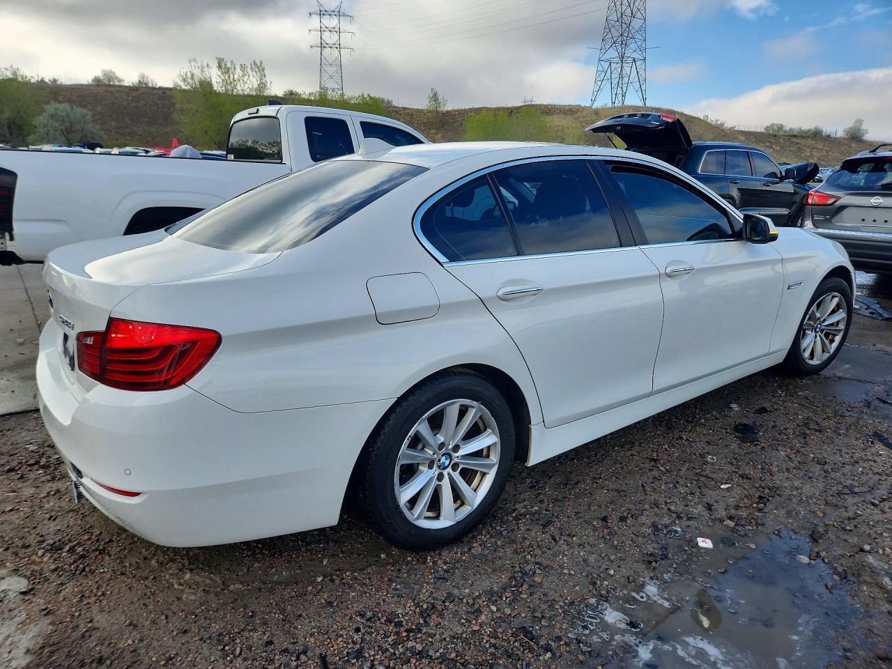 2016 BMW 528 Xi - zdjęcie 3